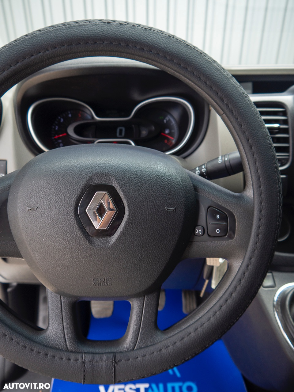 Renault Trafic - 30