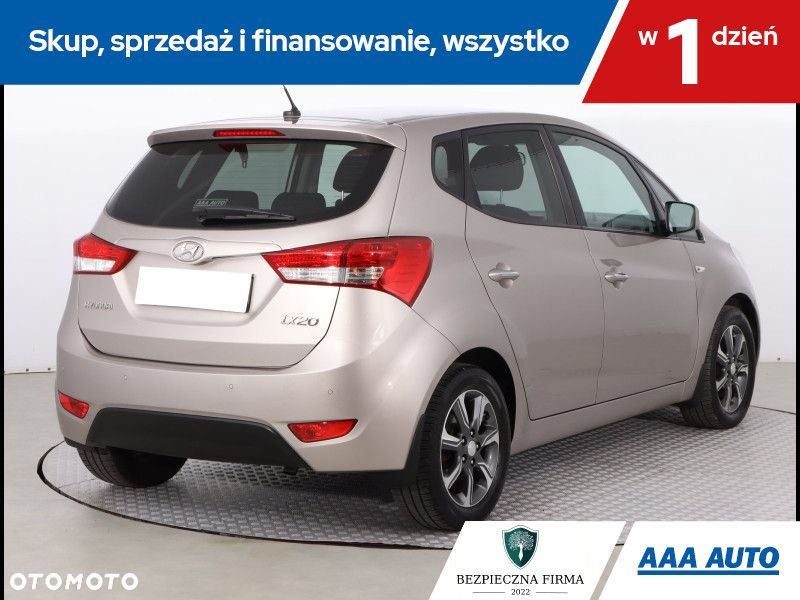 Hyundai ix20 - 6