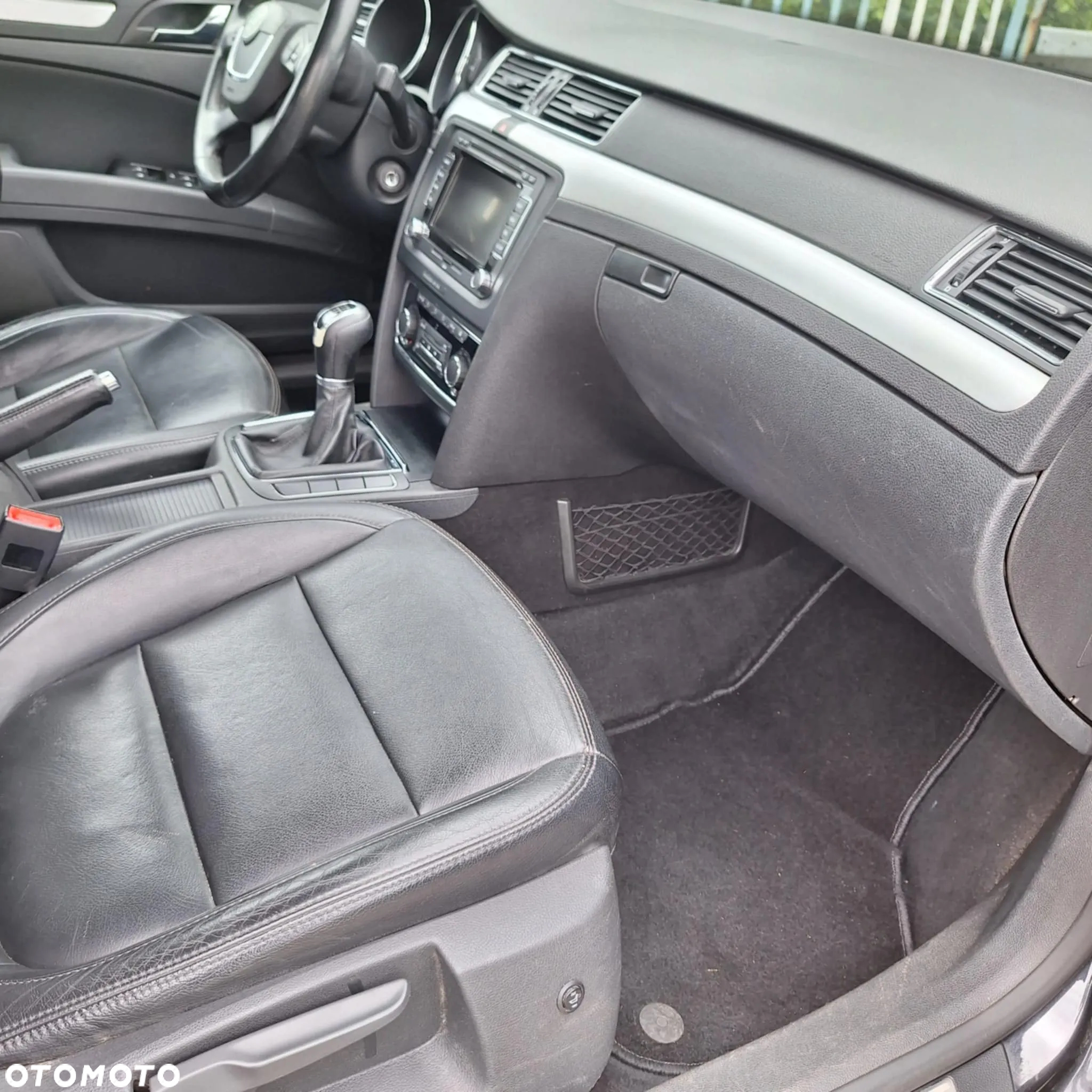 Skoda Superb 1.6 TDI Active Greenline - 10