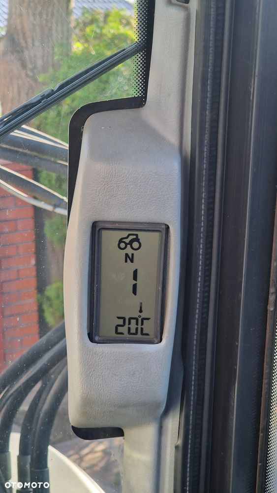 Valtra N121 HiTech, 130 koni, SISU 4cyl TURBO INTECOOLER, 141, 111, 101 - 8