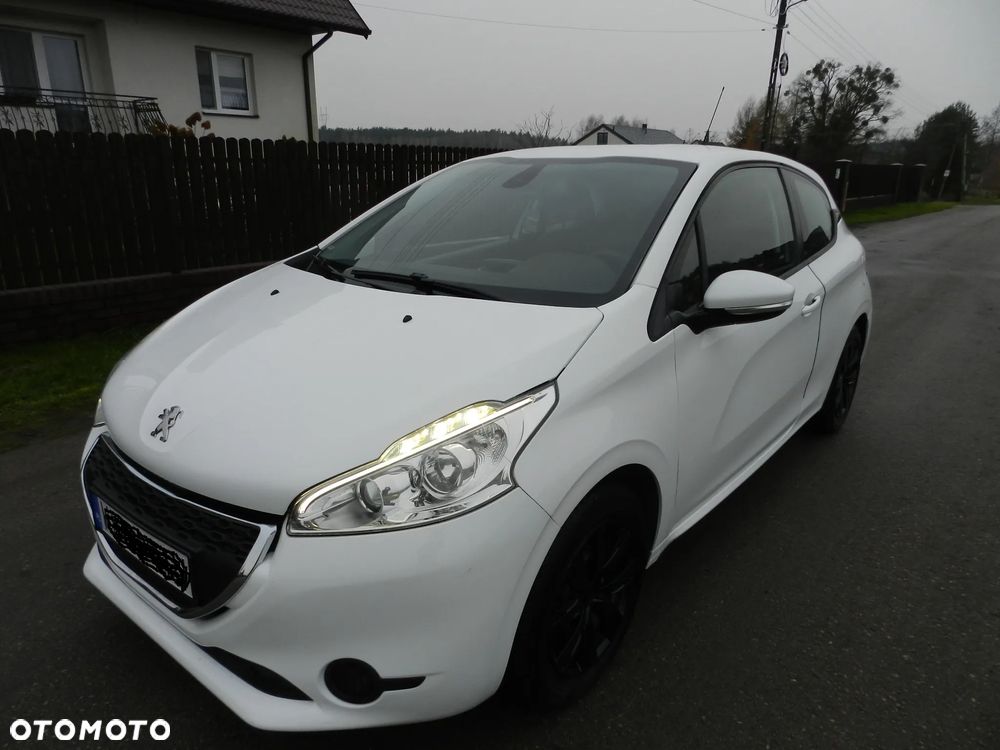 Peugeot 208 1.2 PureTech Active - 13