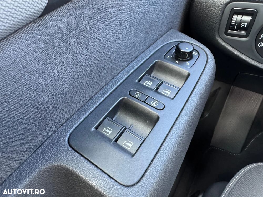 Volkswagen Sharan 2.0 TDI DSG BlueMotion Technology Match - 27
