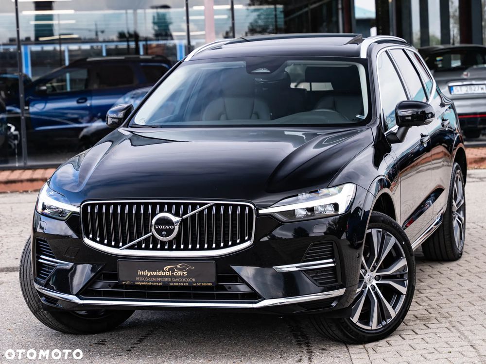 Volvo XC 60 T6 AWD Plug-In Hybrid Inscription - 2
