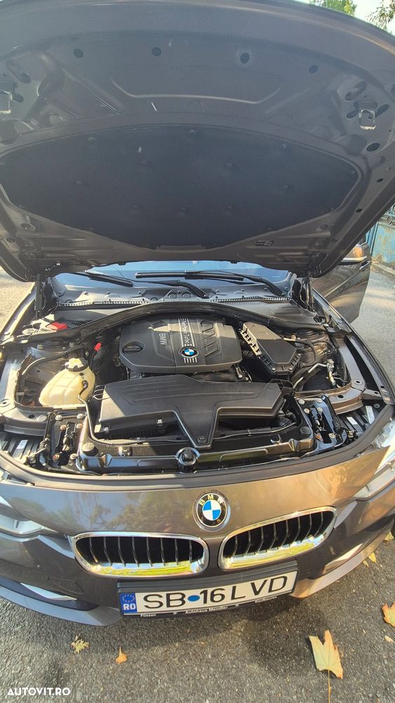 BMW Seria 3 320d Touring xDrive Aut. Sport Line - 12