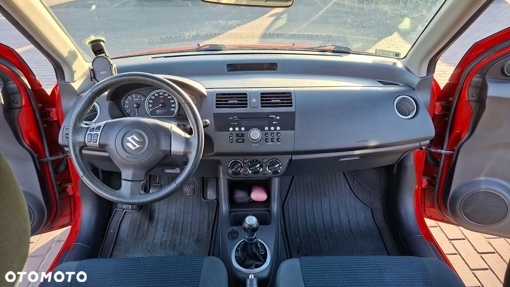 Suzuki Swift - 6