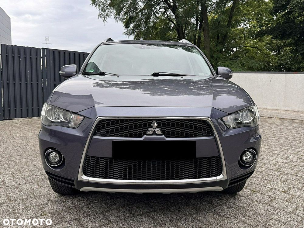 Mitsubishi Outlander - 4