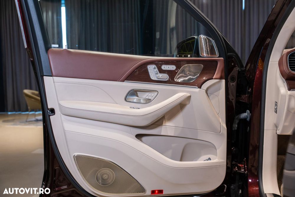 Mercedes-Benz GLS - 29