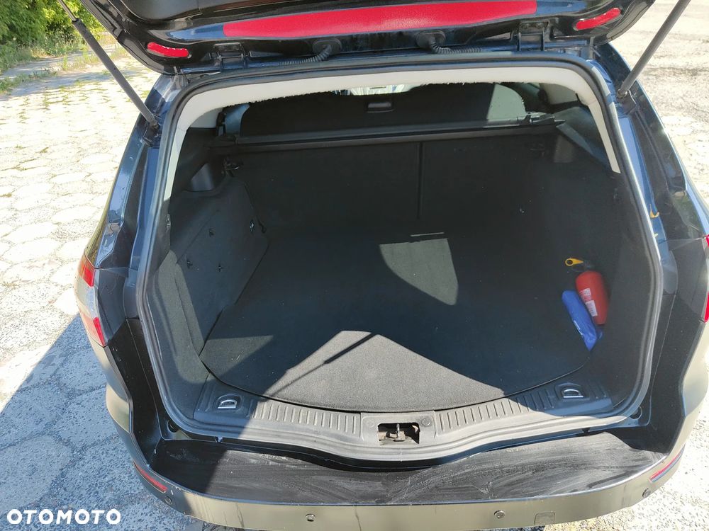 Ford Mondeo - 10