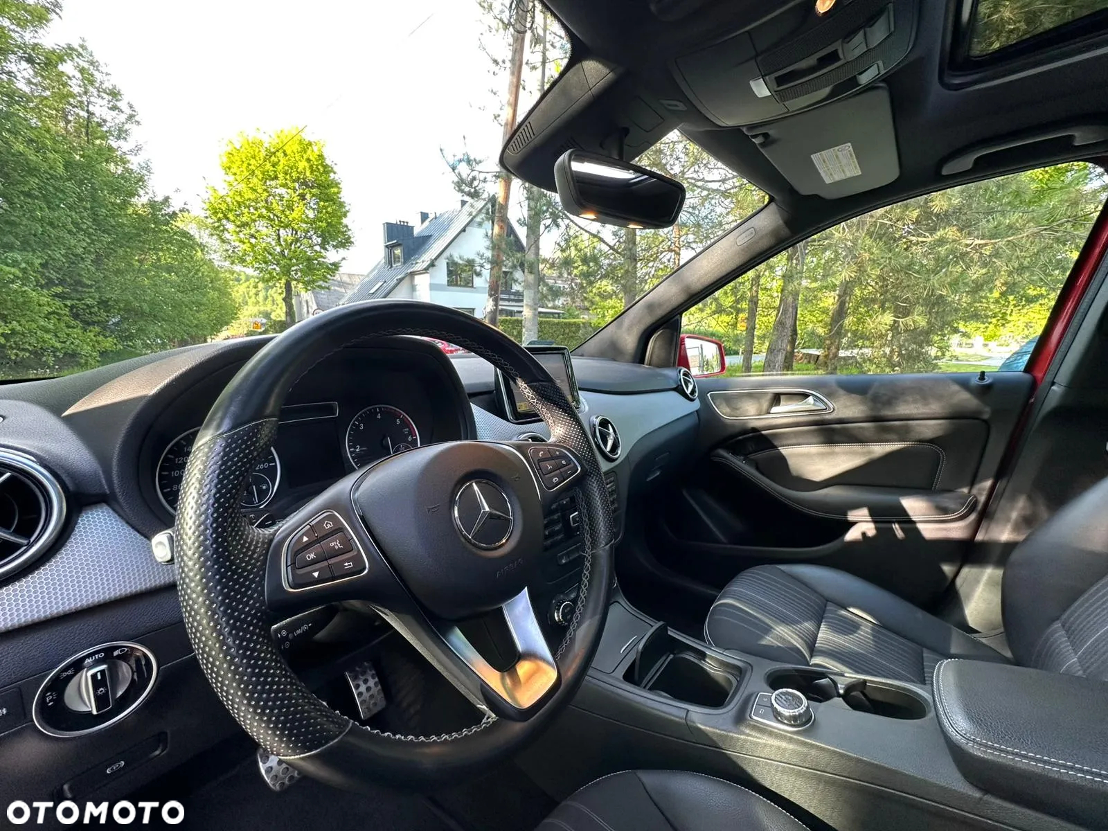 Mercedes-Benz Klasa B 180 CDI (BlueEFFICIENCY) 7G-DCT - 18