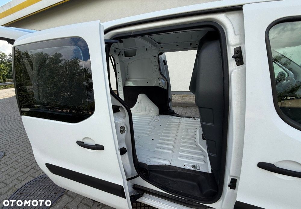 Peugeot Partner - 17