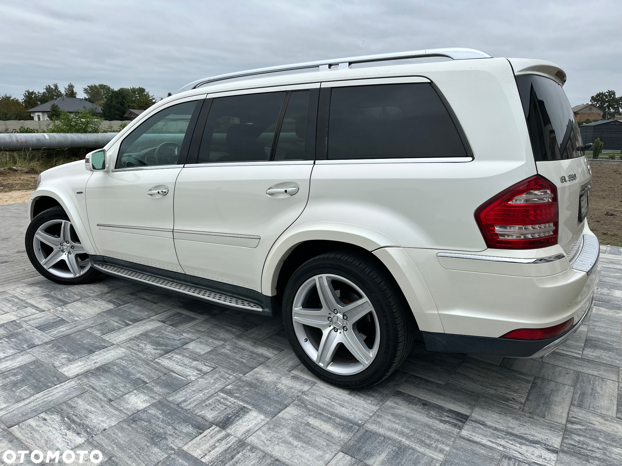 Mercedes-Benz GL 350 CDI DPF 4Matic BlueEFFICIENCY 7G-TRONIC - 4