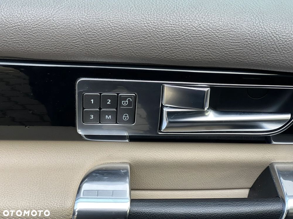 Land Rover Discovery - 18