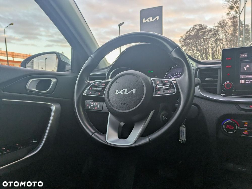 Kia Ceed 1.5 T-GDI M DCT - 23
