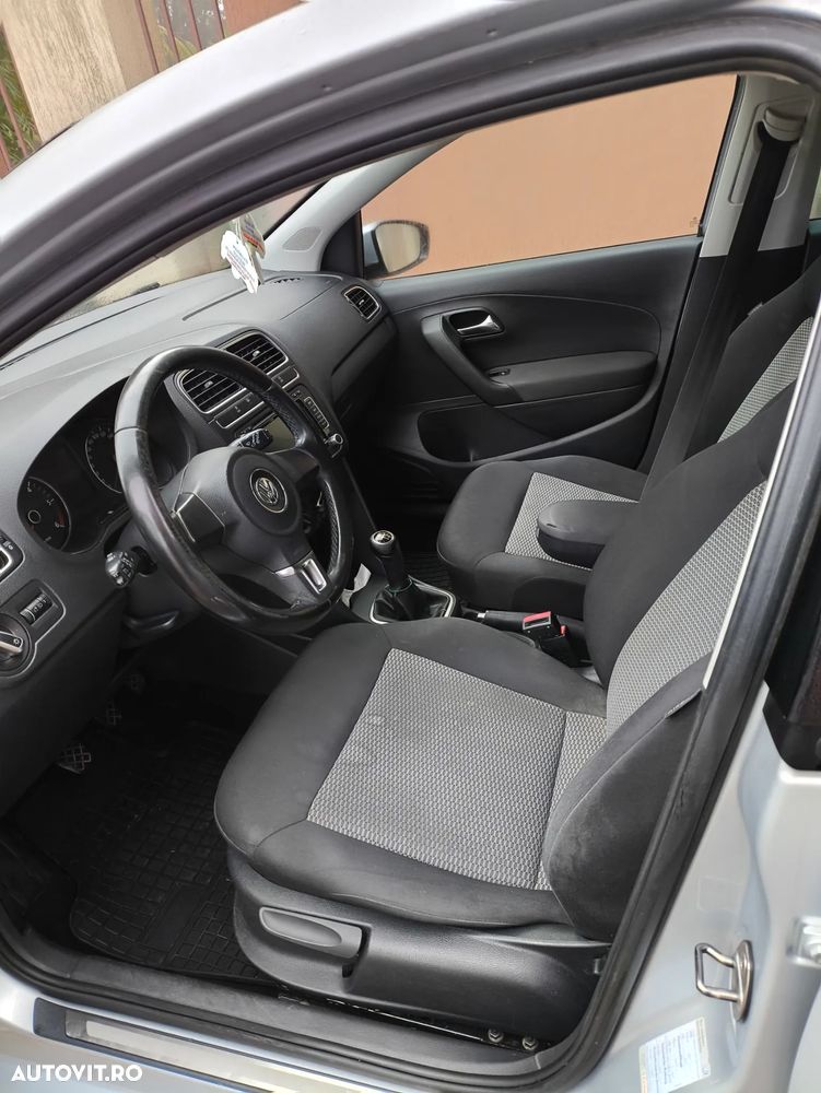 Volkswagen Polo - 6