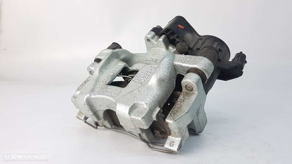 PINÇA DE TRAVÃO TRASEIRA DIREITA FORD FOCUS ST-LINE - 1