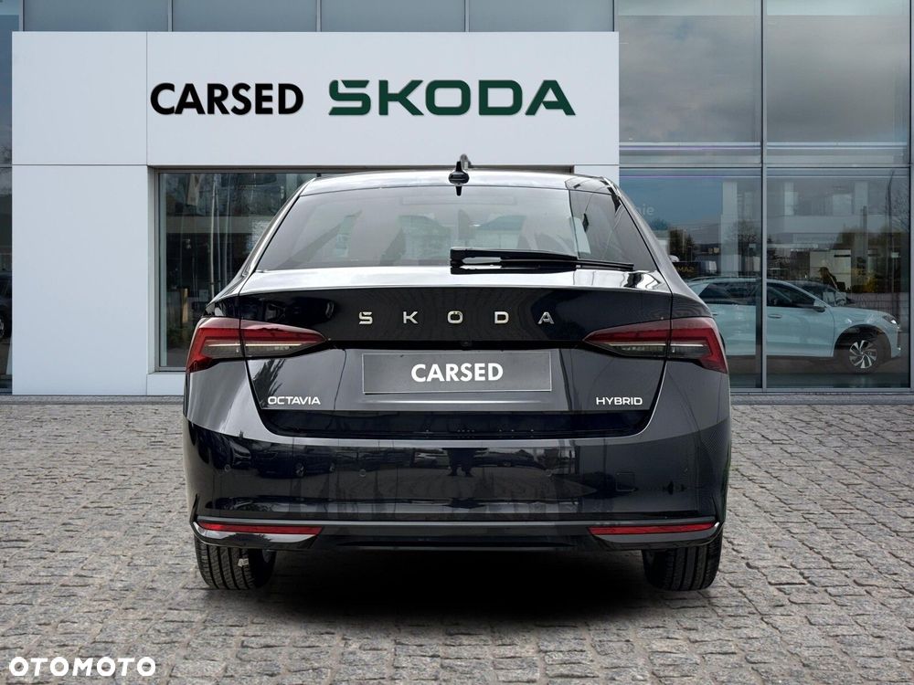 Skoda Octavia - 5