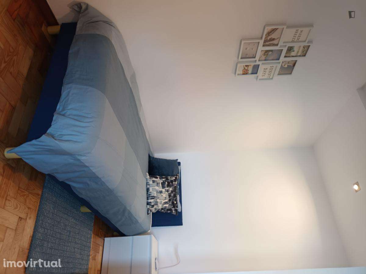 Quarto - localizado em Oeiras Lisbon - Grande imagem: 2/16