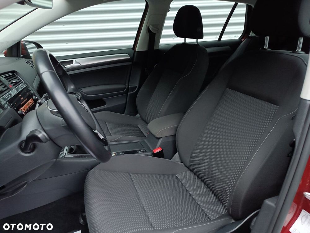 Volkswagen Golf 1.5 TSI BMT Trendline - 29