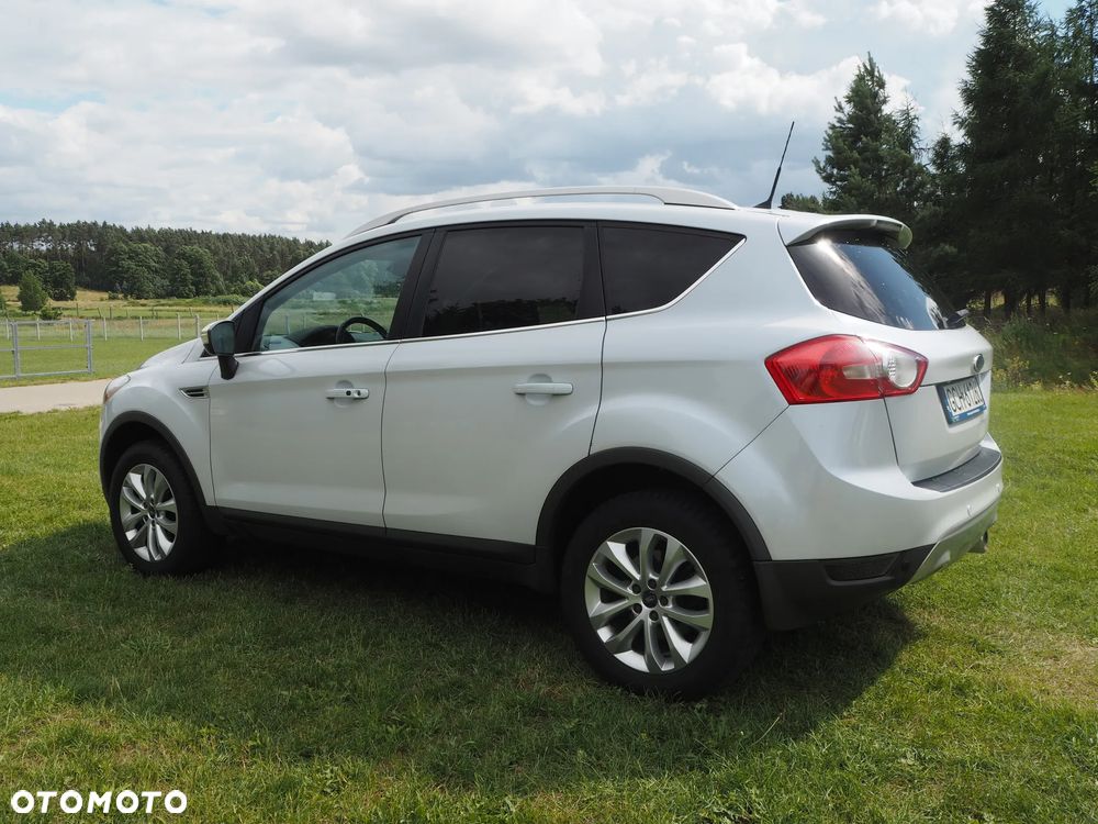 Ford Kuga 2.0 TDCi 4x4 Titanium - 10