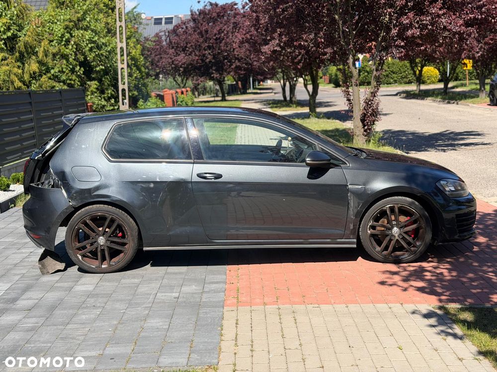 Volkswagen Golf 2.0 TDI BMT GTD DSG - 4