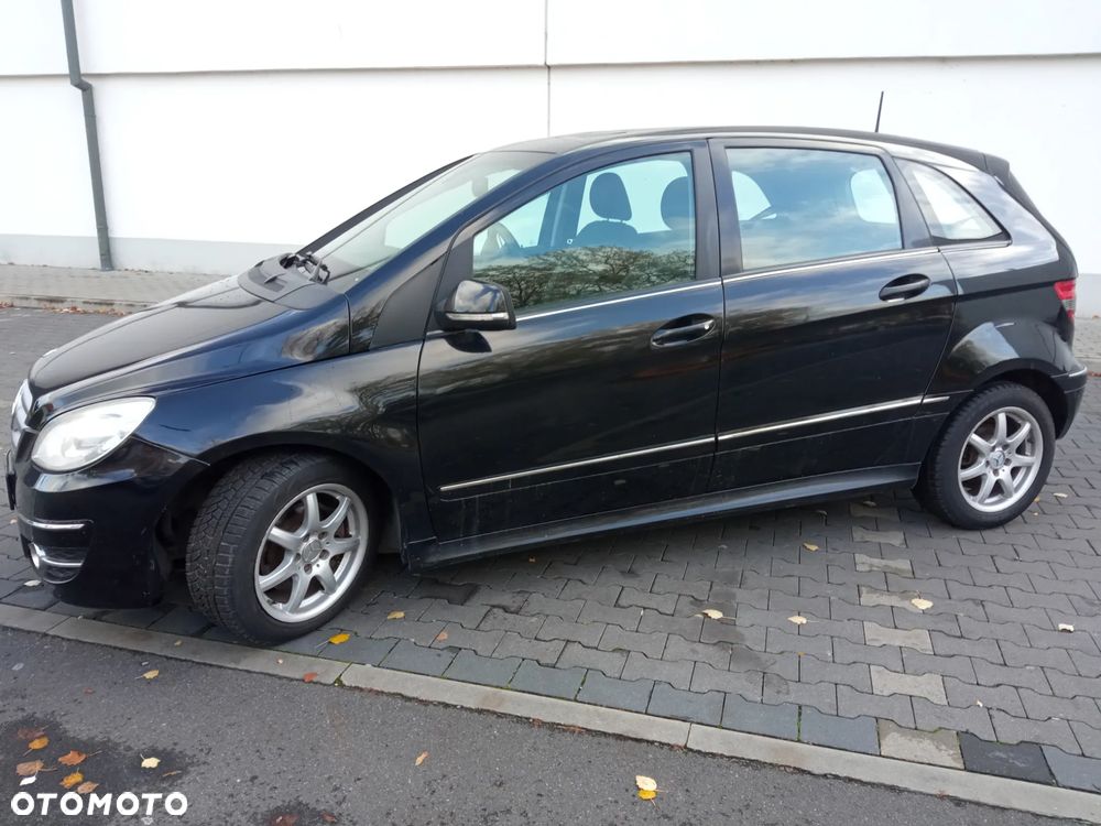 Mercedes-Benz Klasa B 180 CDI Autotronic - 4
