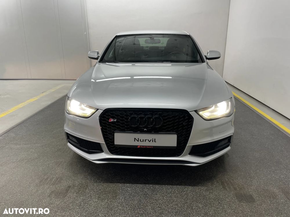 Audi A4 2.0 TDI B8 - 5