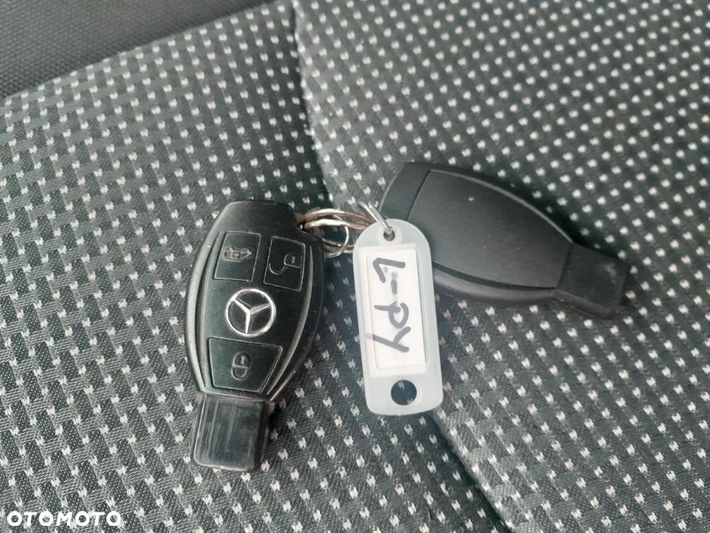 Mercedes-Benz Vito Lang CREW - 9