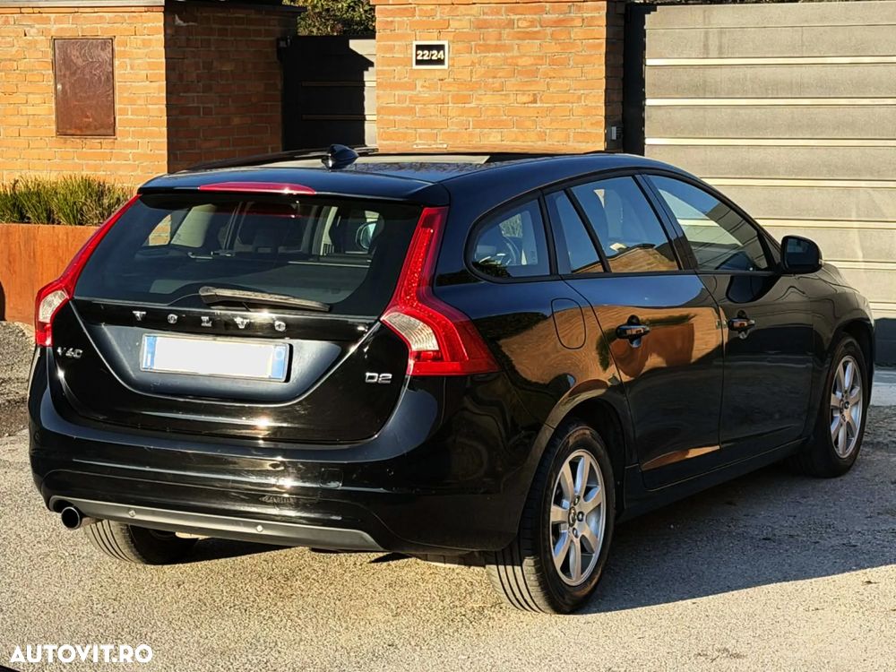 Volvo V60 D2 Geartronic Powershift RDesign - 6
