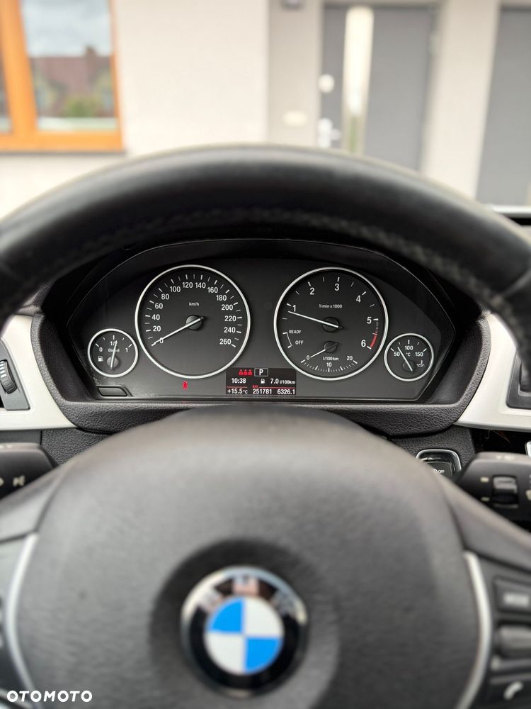 BMW 3GT 318d Advantage - 29