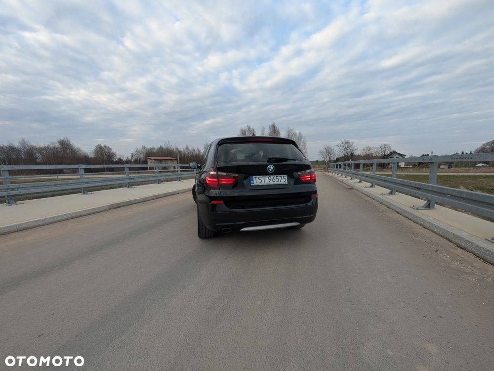 BMW X3 xDrive20d - 14