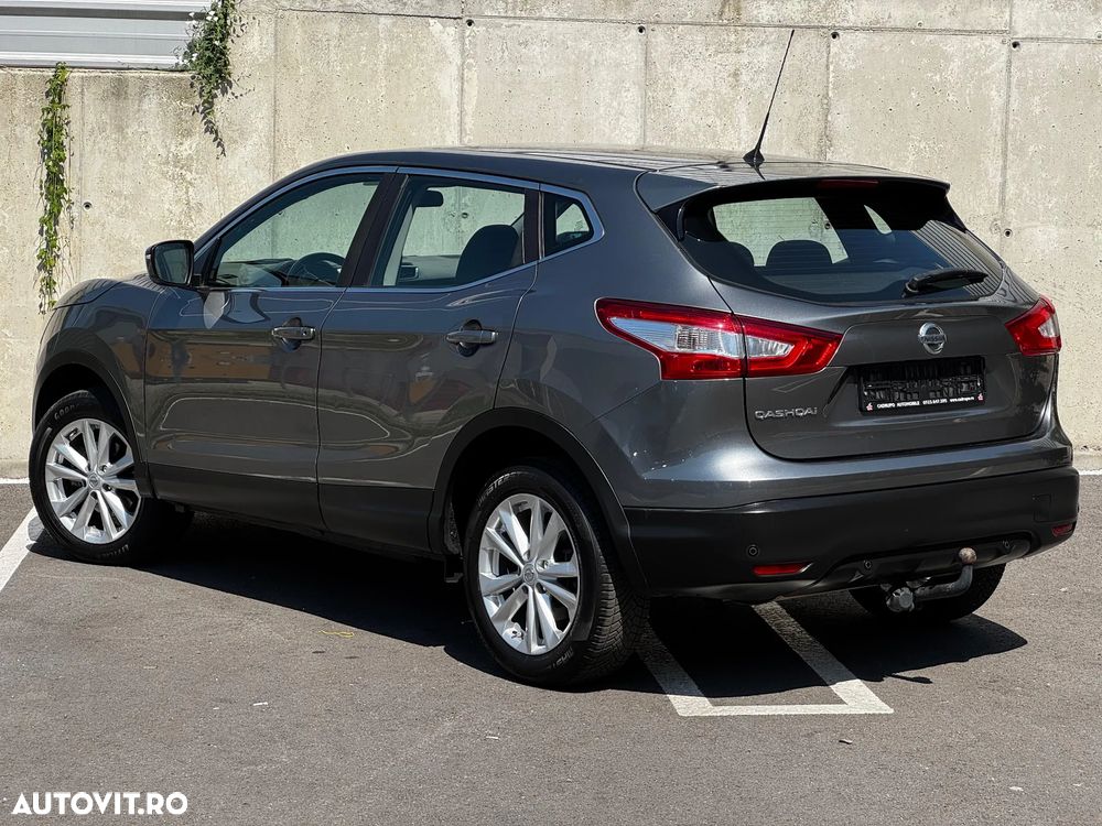 Nissan Qashqai 1.2 DIG-T ACENTA - 6