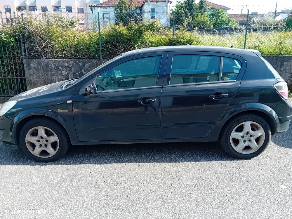 Opel Astra 1.3 CDTI Cosmo - 3