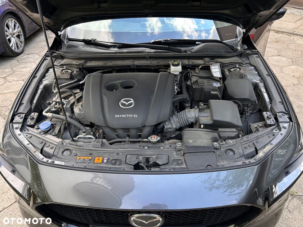Mazda 3 2.0 mHEV Hikari - 15