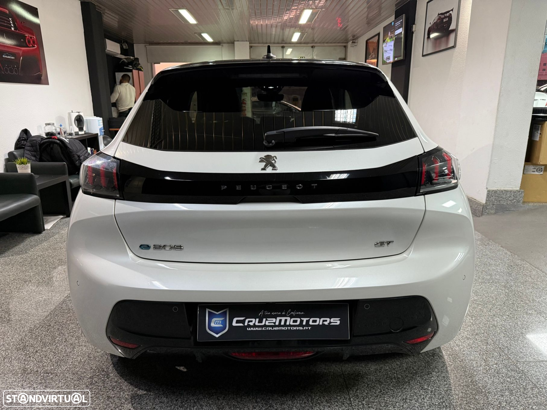 Peugeot e-208 50 kWh GT - 5
