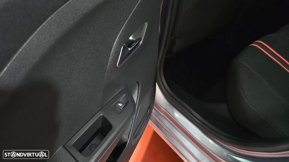 Opel Corsa 1.2 T GS Line - 47