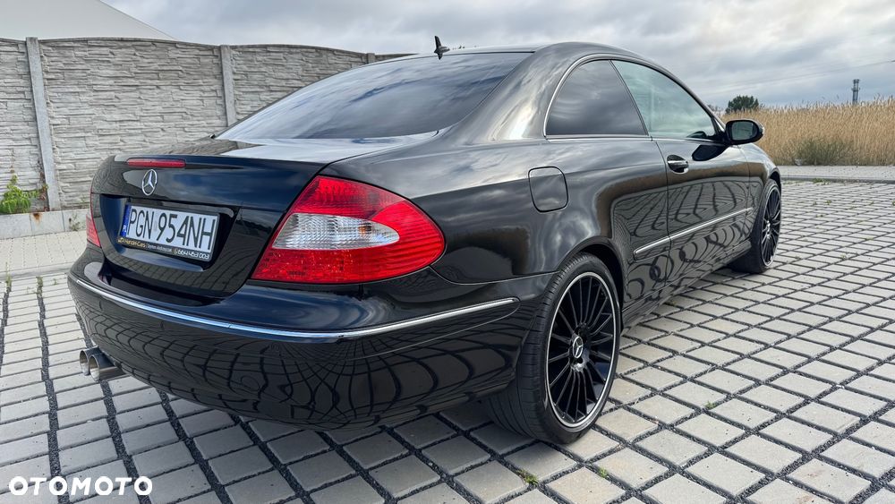 Mercedes-Benz CLK - 13