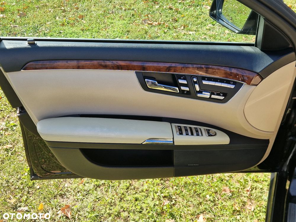 Mercedes-Benz Klasa S 320 CDI DPF 7G-TRONIC - 17