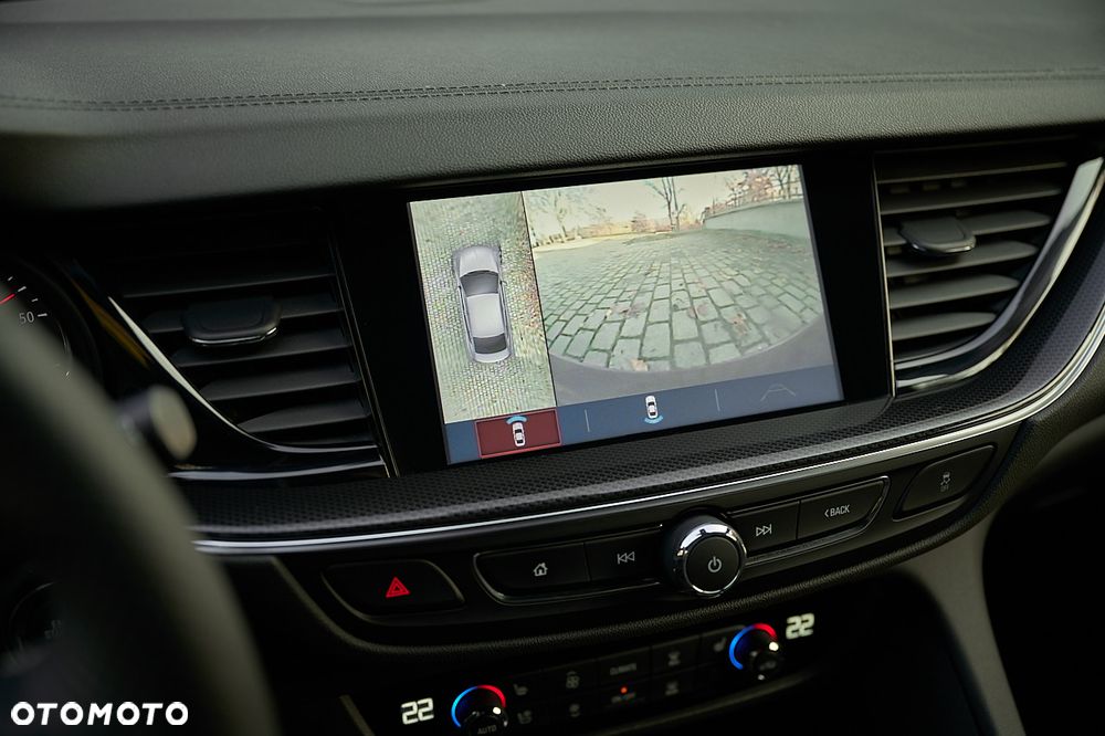 Opel Insignia - 32