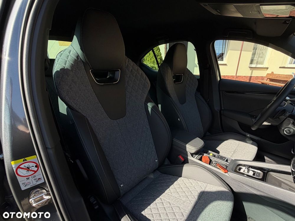 Skoda Octavia 1.5 TSI mHEV Sportline DSG - 24