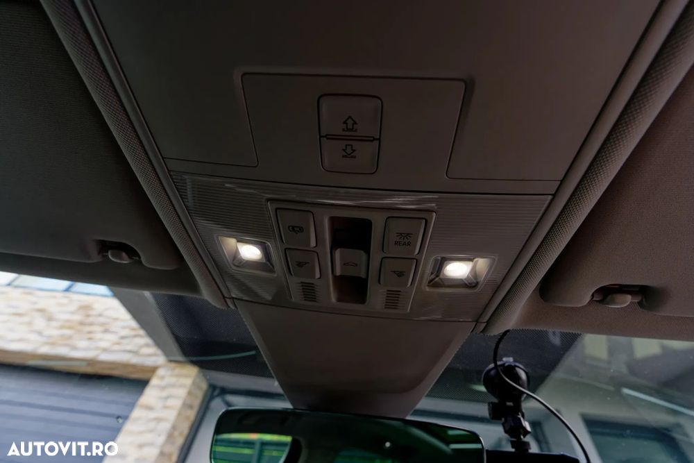 Volkswagen Tiguan - 26