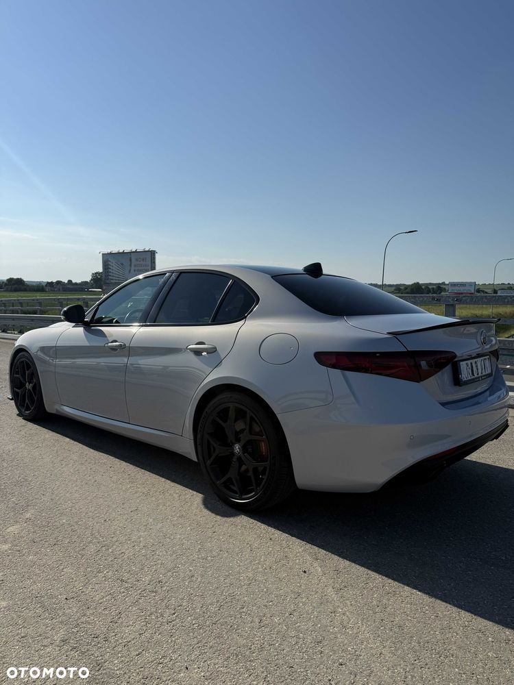 Alfa Romeo Giulia - 3