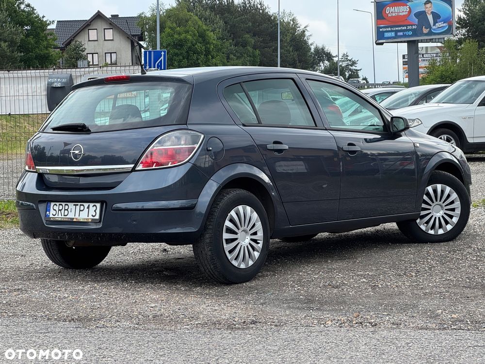 Opel Astra - 8