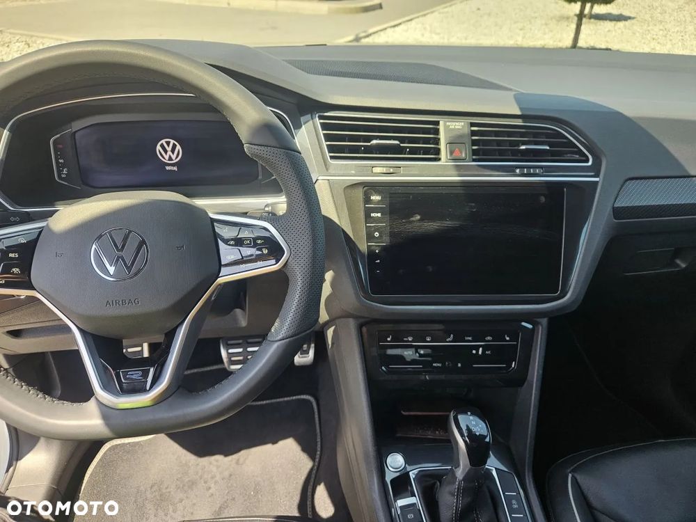 Volkswagen Tiguan 2.0 TDI SCR 4MotION DSG R-Line - 9