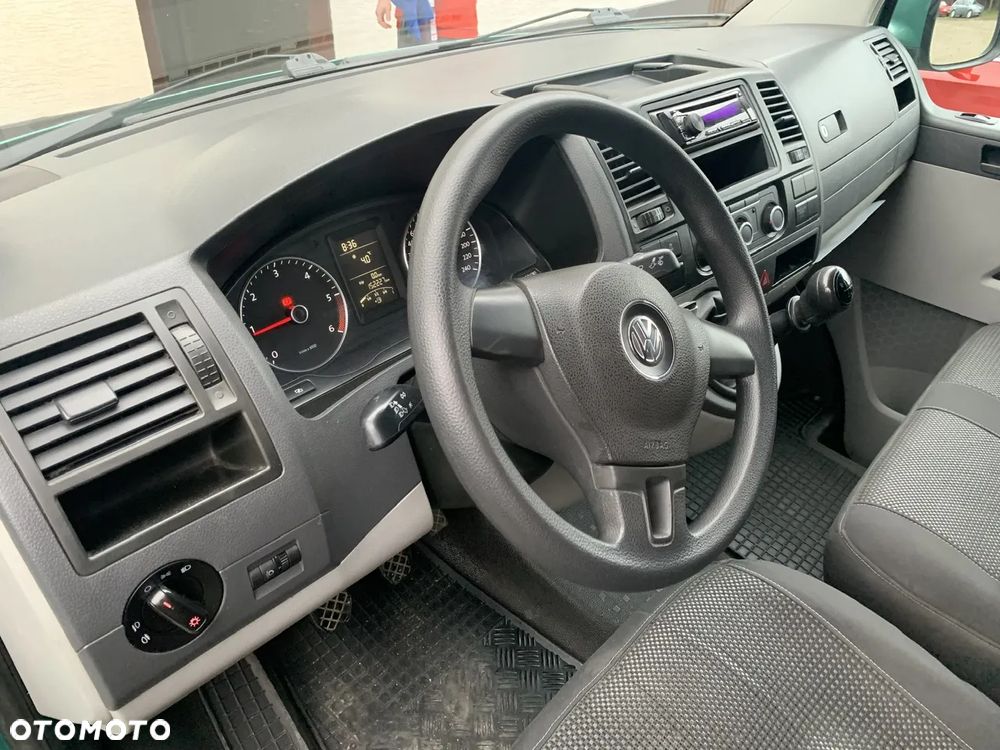 Volkswagen Transporter - 6