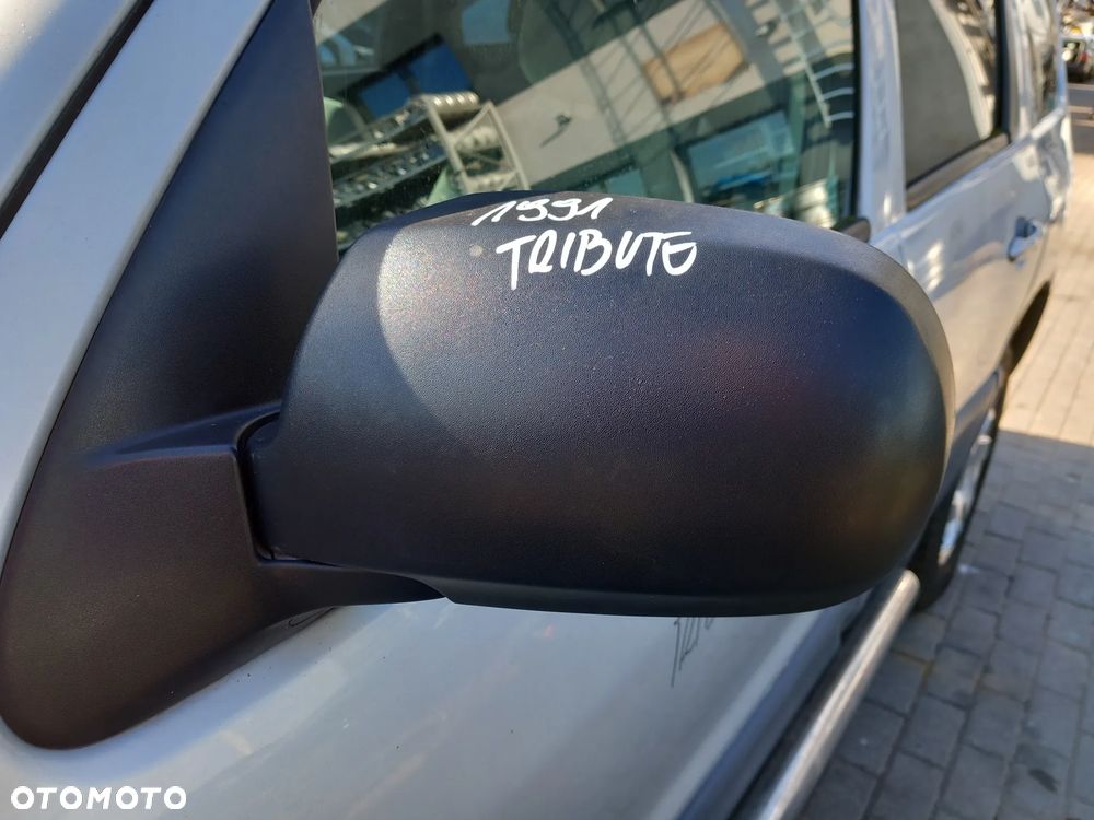 MAZDA TRIBUTE LUSTERKO LEWE PRZEDNIE LEWY PRZÓD