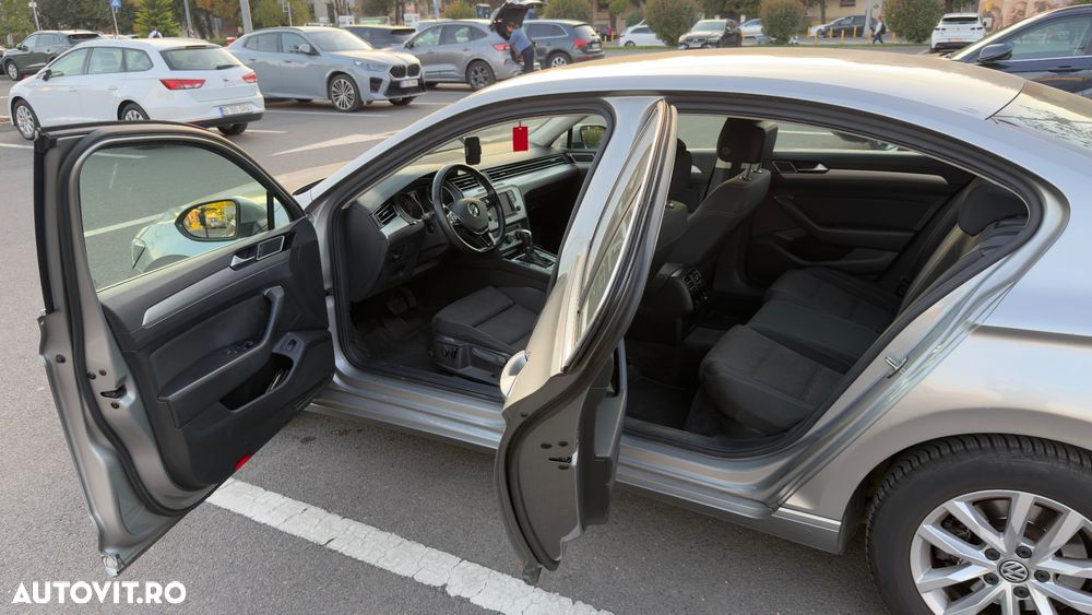 Volkswagen Passat - 10