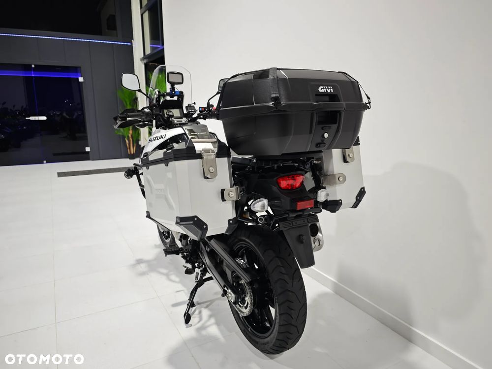 Suzuki V-STROM - 24
