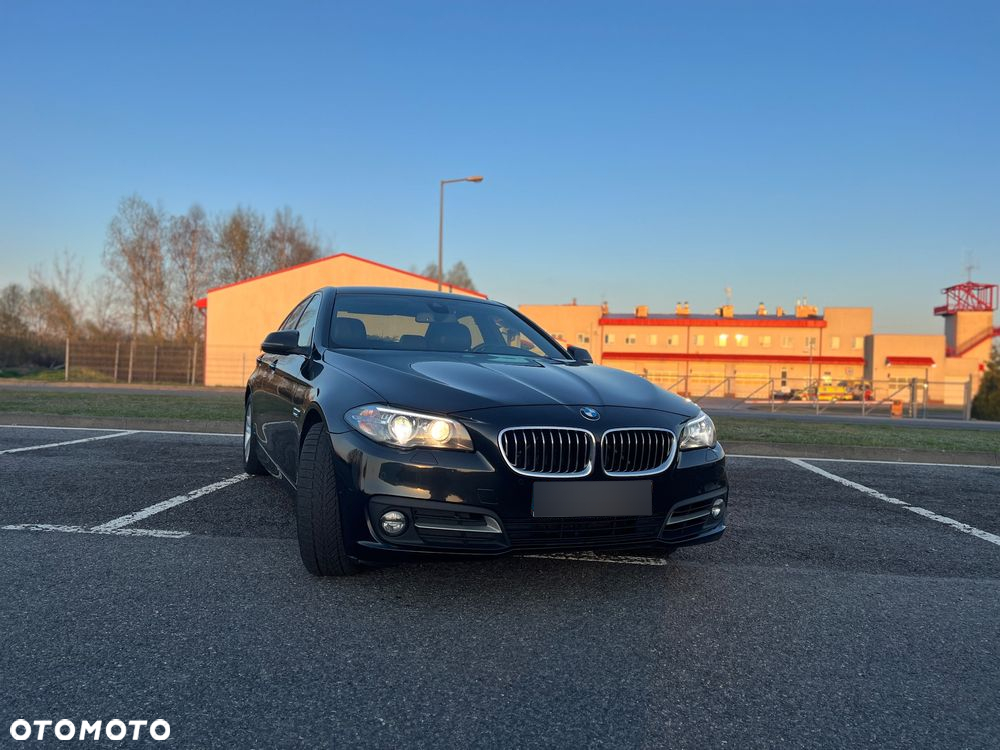 BMW Seria 5 520d xDrive - 3