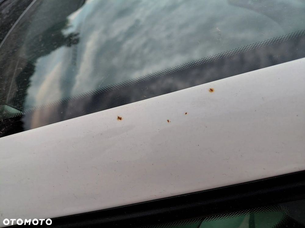 Volkswagen Caddy 2.0 TDI Comfortline - 18