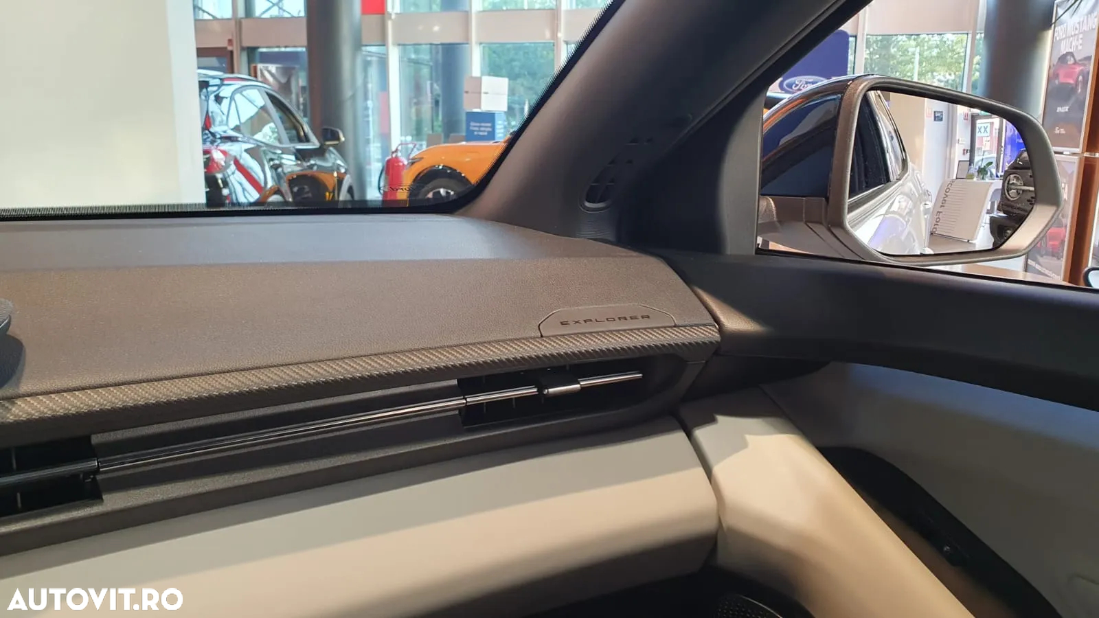 Ford Explorer RWD 77 kWh Extended Range Premium - 22